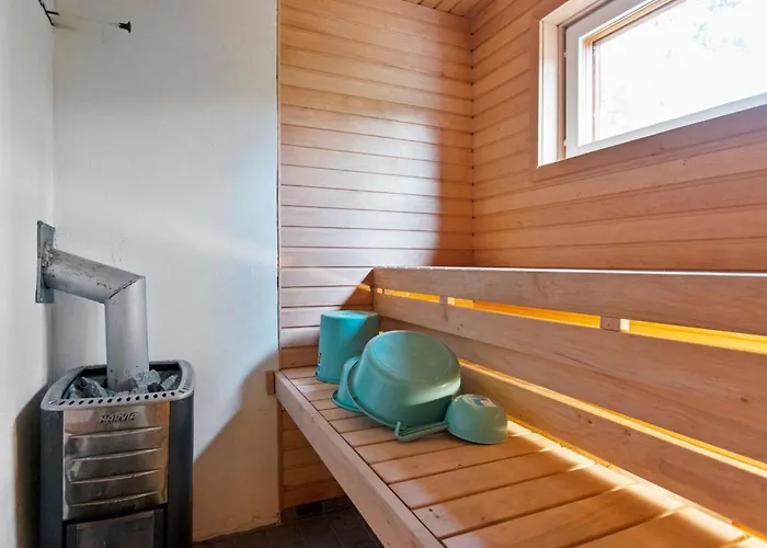 Sakarinniemi- Vaikon Loma 5 By Interhome